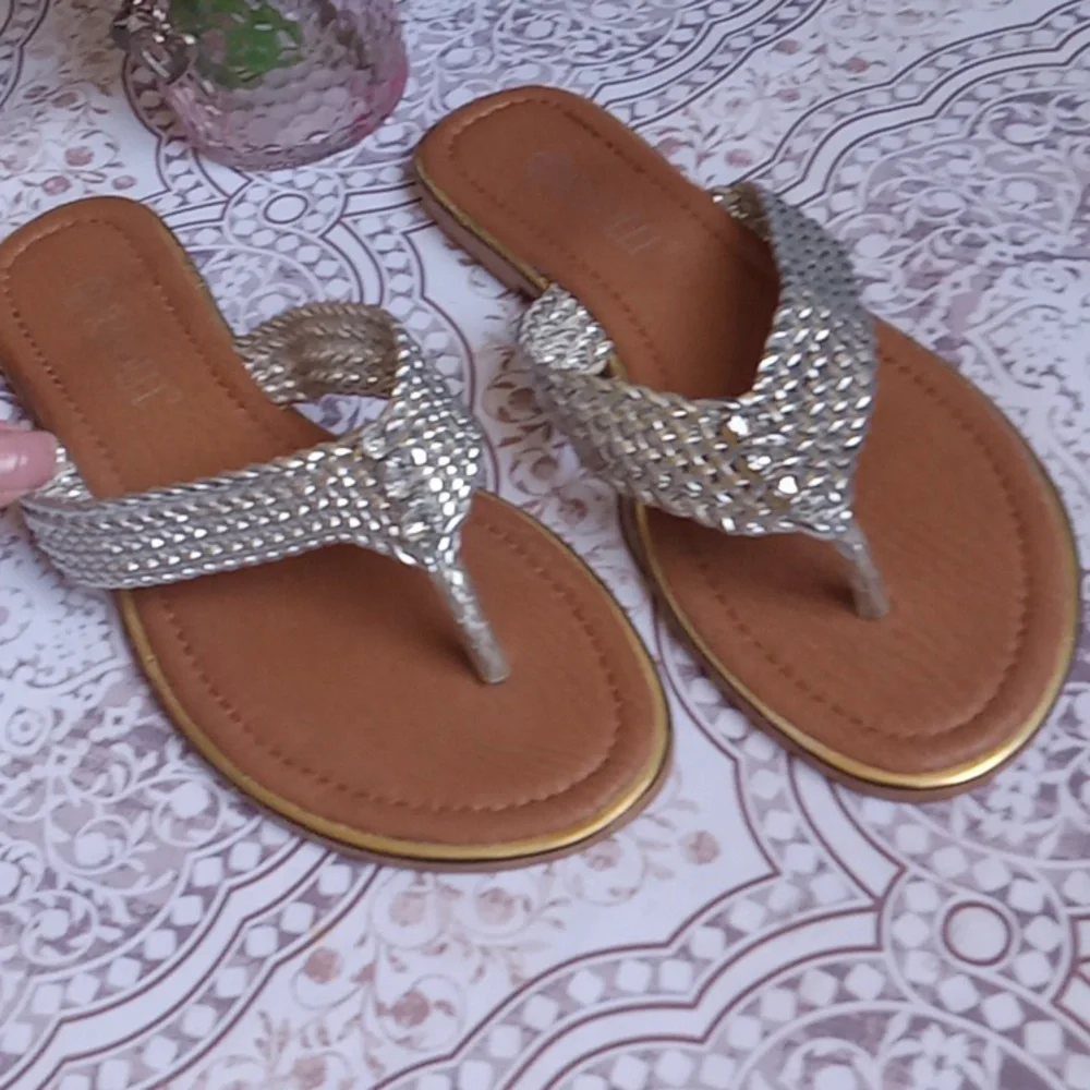 Rasolli NWOT  Stylish sandals - Picture 2 of 11